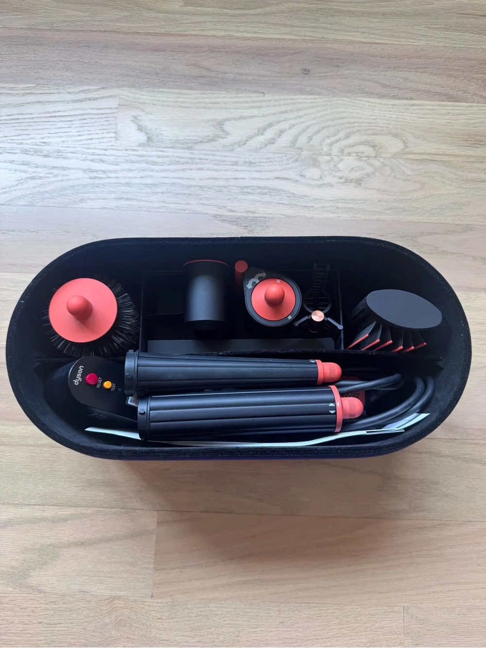 Dyson Airwrap i.d. multi styler and dryer straight + wavy